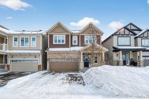 326 Eucalyptus Cir, Stittsville, ON, K2S0X1 | Card Image