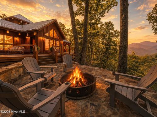 444 Look Out Pt, Bryson City, NC, 28713-6362 | Card Image