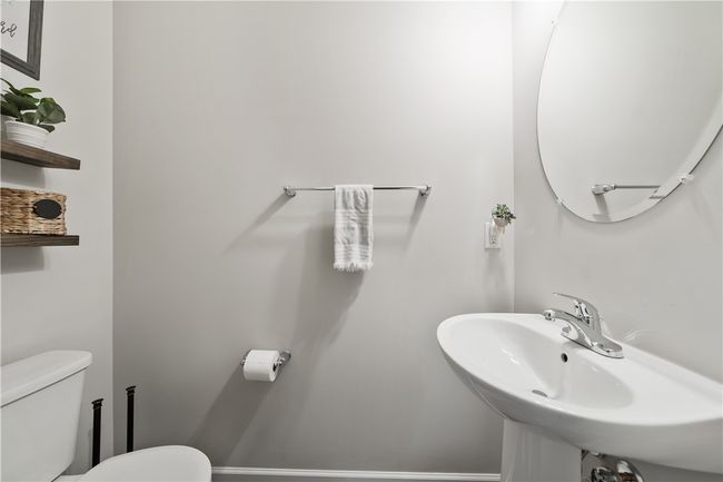 Convenient half bath... | Image 17