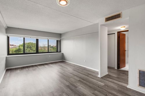 apt-408-1920 S 1st St, Minneapolis, MN, 55454-1096 | Card Image