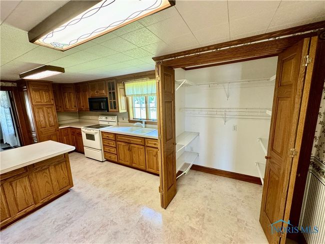211 S Keyser St, House other with 4 bedrooms, 2 bathrooms and 1 parking in Holgate OH | Image 7