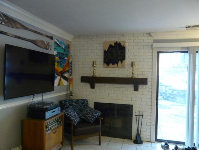 APT-7 - 39 Bermuda Colony, Condo with 1 bedrooms, 1 bathrooms and 2 parking in Fox Lake IL | Image 4