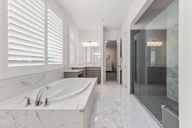 2016 Roundtree Cir E, House other with 4 bedrooms, 4 bathrooms and null parking in Aledo TX | Image 16