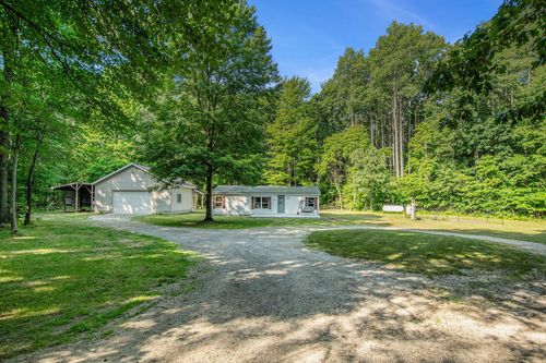 12467 S Running Deer Ln, Grant, MI, 49327-8484 | Card Image