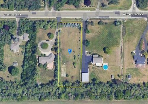 23901 Grass Lake Rd, Antioch, IL, 60002-7405 | Card Image