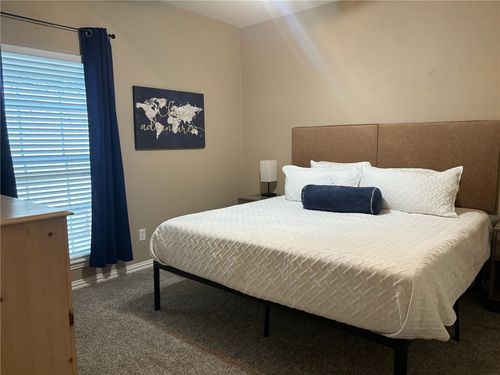 2801-1001 Krenek Tap Rd, College Station, TX, 77840-5154 | Card Image