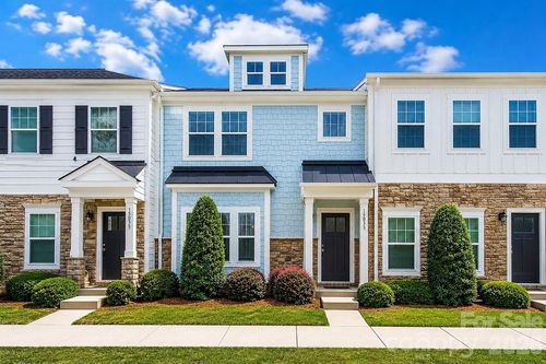 53-15033 Meacham Farm Dr, Huntersville, NC, 28078-0137 | Card Image