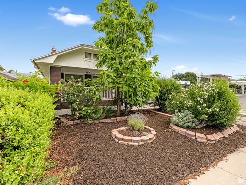 661 E 2700 S, South Salt Lake, UT, 84106-1376 | Card Image