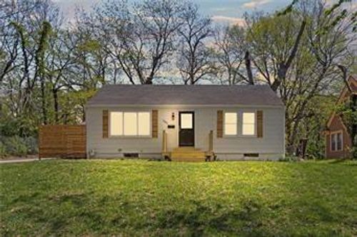7327 Park Ave, Kansas City, MO, 64132-3303 | Card Image