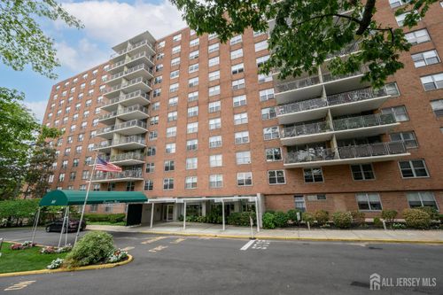 4a-301 Beech St, Hackensack, NJ, 07601-2114 | Card Image