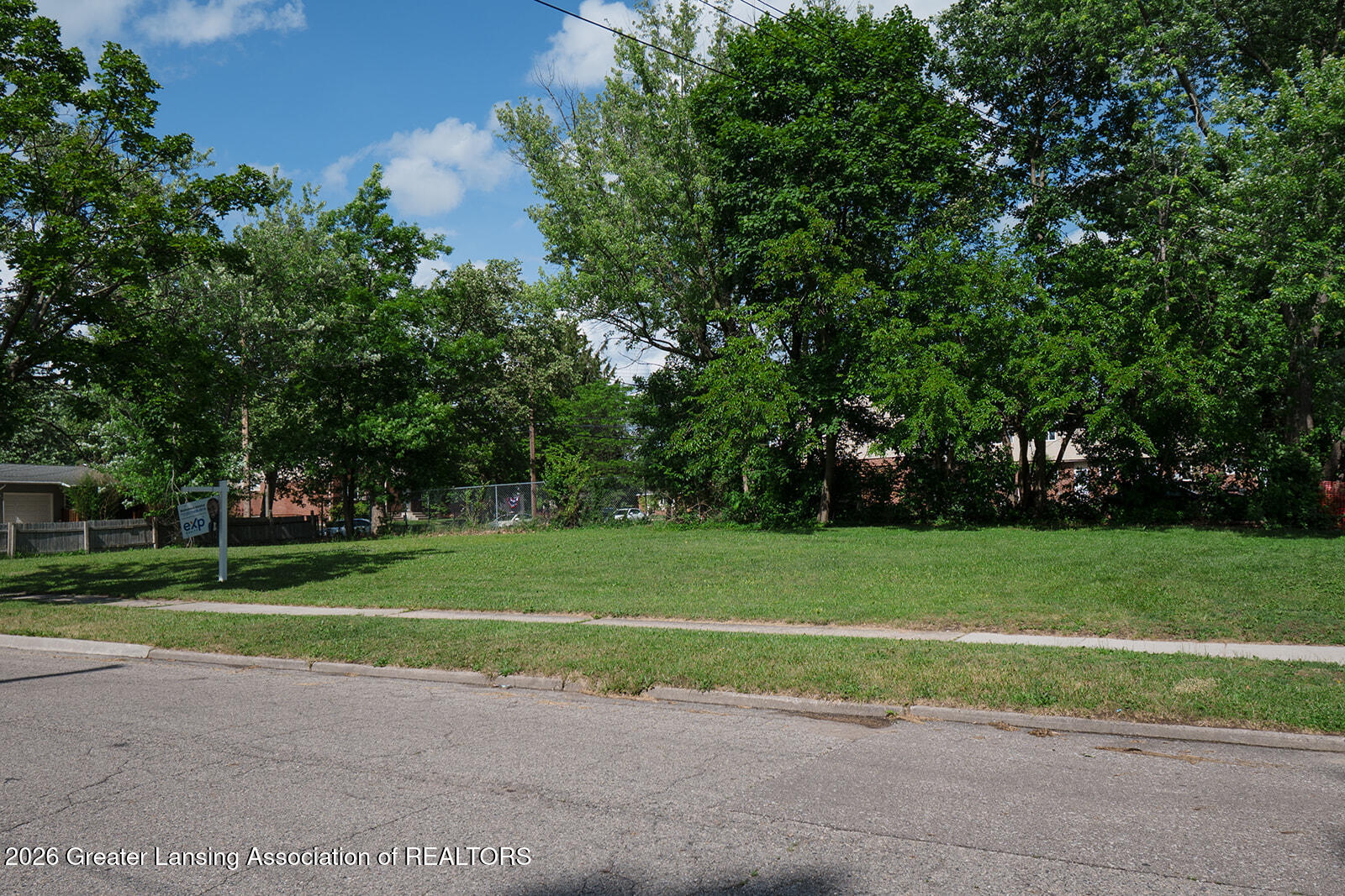 Land in Lansing