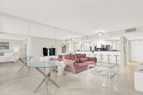 g-306-2687 N Ocean Blvd, Boca Raton, FL, 33431-7188 | Card Image