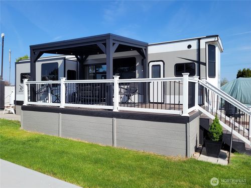 2-7037 Highway 262 E, Othello, WA, 99344 | Card Image