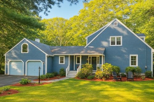 24 Bells Brook Rd, Lakeville, MA, 02347-2202 | Card Image