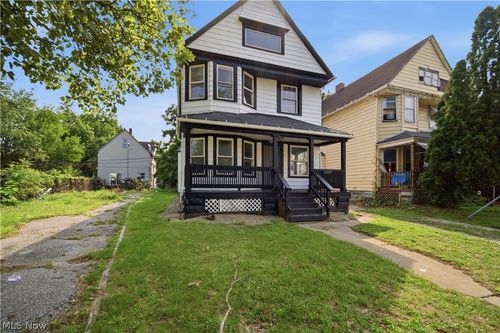 1201 E 84th St, Cleveland, OH, 44103-2915 | Card Image