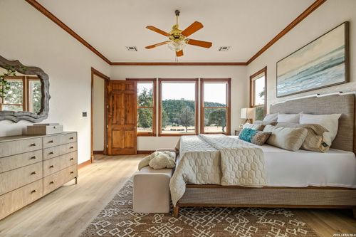 331 Wild Turkey Blvd, Boerne, TX, 78006-8021 | Card Image