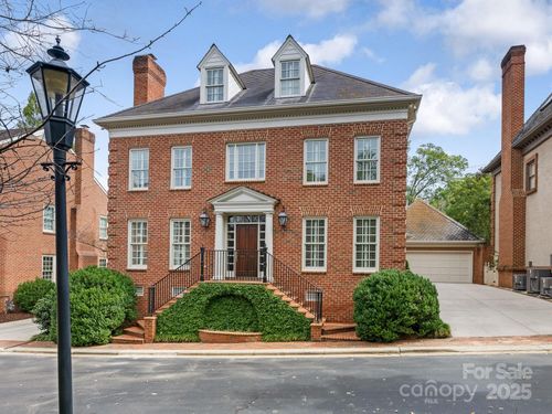 2149 Rolston Dr, Charlotte, NC, 28207-2152 | Card Image