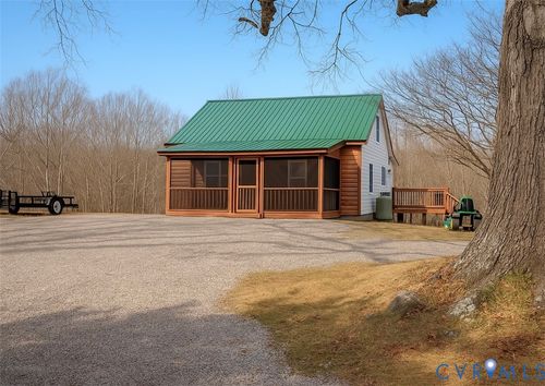 373 Chinquapin Rd, Prospect, VA, 23960-7811 | Card Image