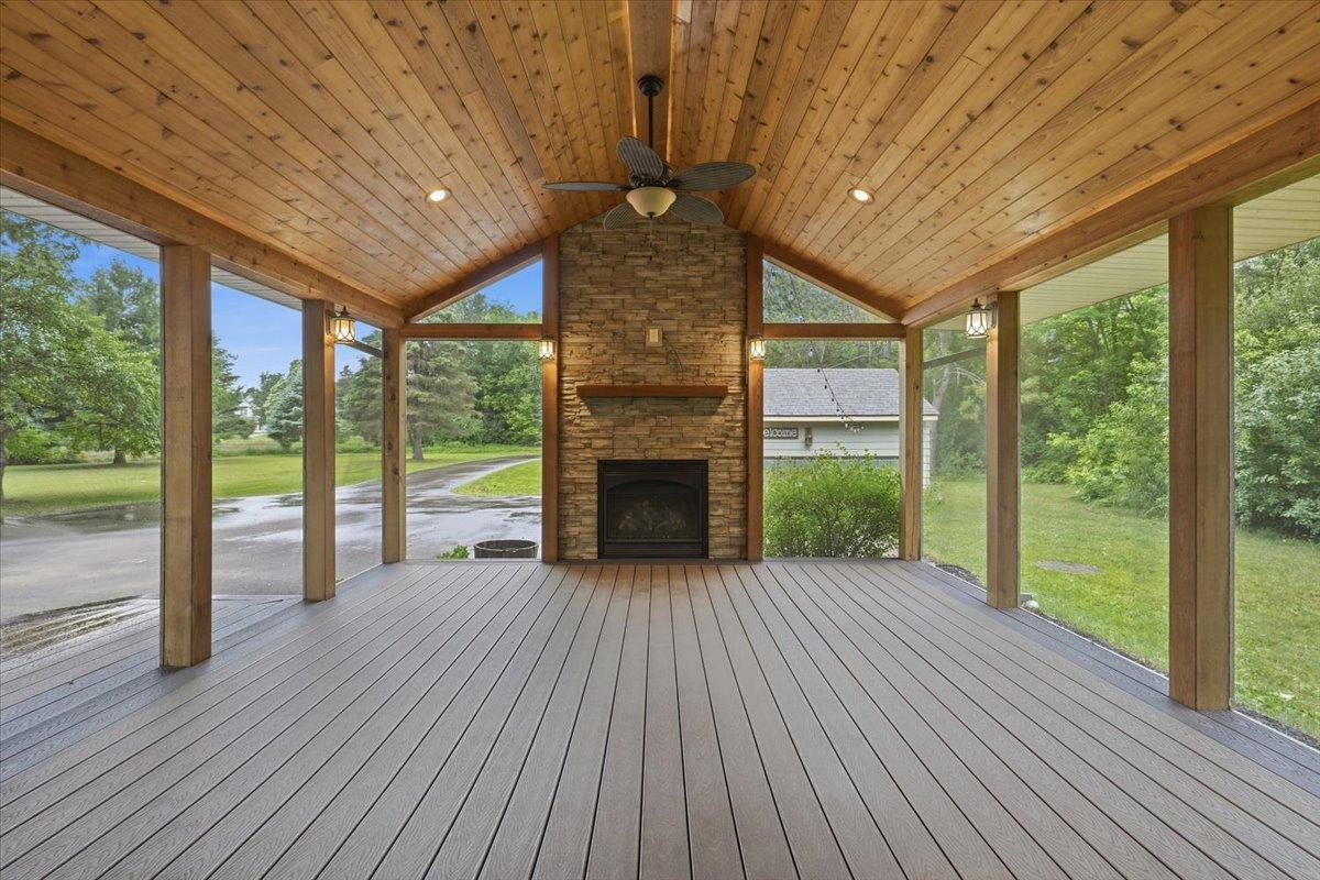 Residential in Lake Elmo 5