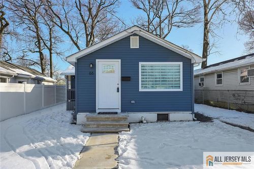 66 Pacific Blvd, Keyport, NJ, 07735-6036 | Card Image