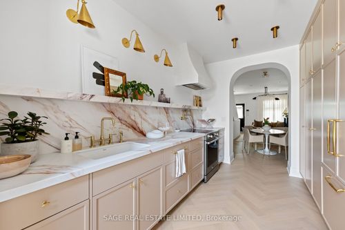 138 Lappin Ave, Toronto, ON, M6H1Y5 | Card Image