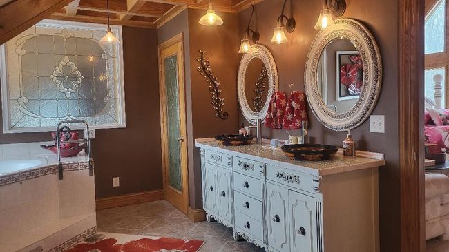 W8310 Meyer Ln, House other with 5 bedrooms, 6 bathrooms and null parking in Crivitz WI | Image 32
