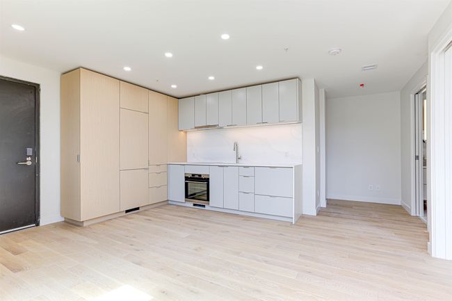 704 - 239 Keefer St, Condo with 1 bedrooms, 1 bathrooms and null parking in Vancouver BC | Image 8