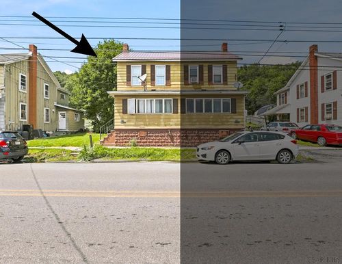 557 Railroad St, Windber, PA, 15963-1818 | Card Image