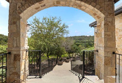 786 Shepherds Crook, Helotes, TX, 78023-2545 | Card Image