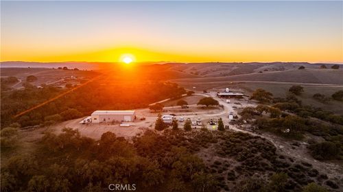 4265 Nickel Creek Rd, San Miguel, CA, 93451-9098 | Card Image