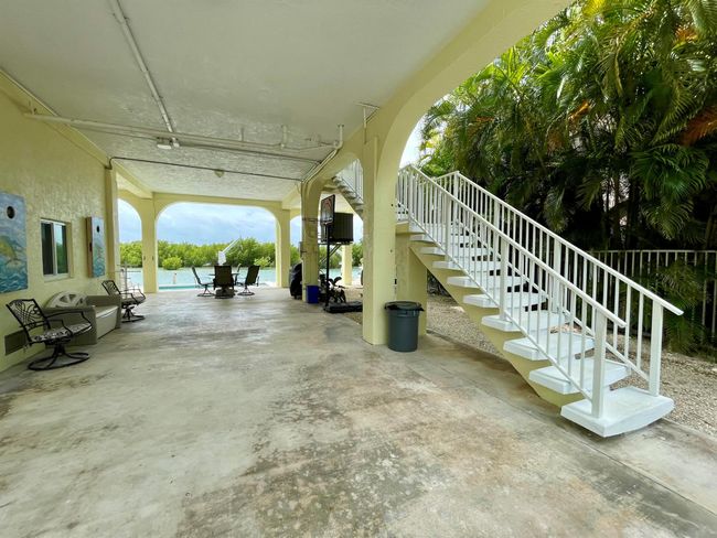 1165 Lagoon Dr, House other with 3 bedrooms, 2 bathrooms and null parking in Cudjoe Key FL | Image 43