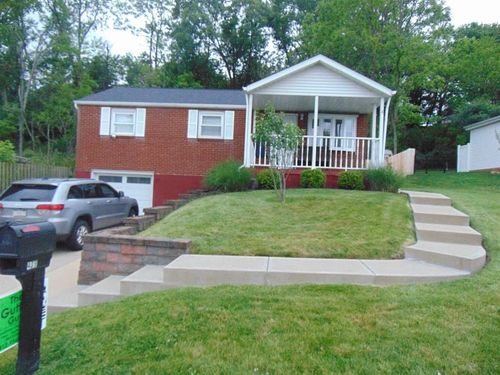 409 Sandy Dr, Glenshaw, PA, 15116-1835 | Card Image