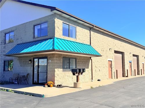 3737 Lake Shore Road, Hamburg, NY, 14219 | Card Image
