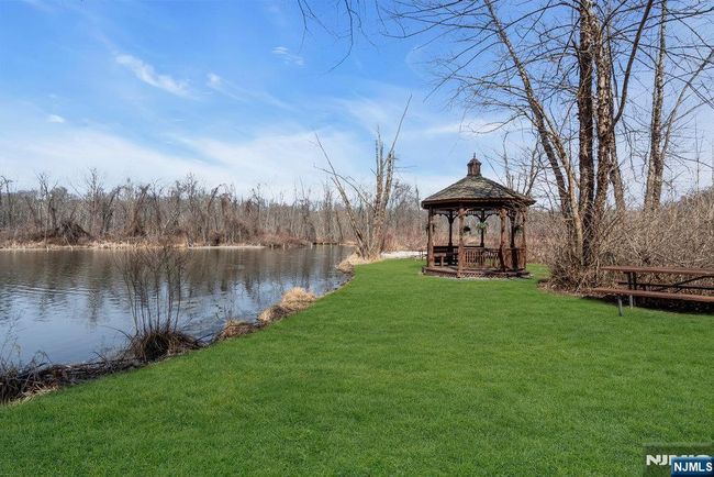 12 - 1-12 Pine Cres, Condo with 1 bedrooms, 1 bathrooms and null parking in Vernon NJ | Image 34