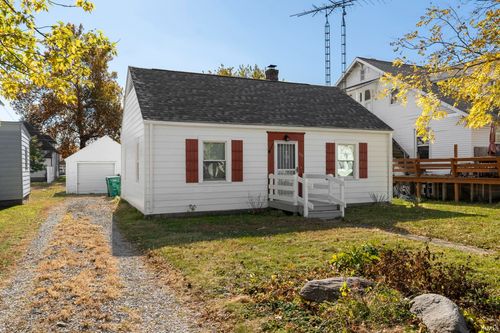 110 E Peterson St, Otterbein, IN, 47970 | Card Image