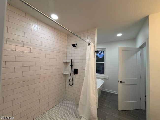 438 Lawrence St, House other with 5 bedrooms, 2 bathrooms and null parking in Burlington City NJ | Image 9