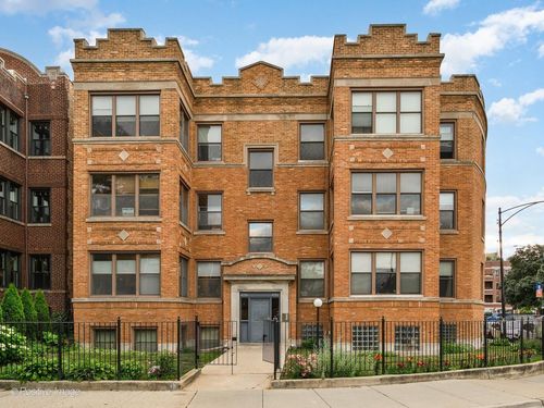 1e-4754 N Dover Street, Chicago, IL, 60640 | Card Image