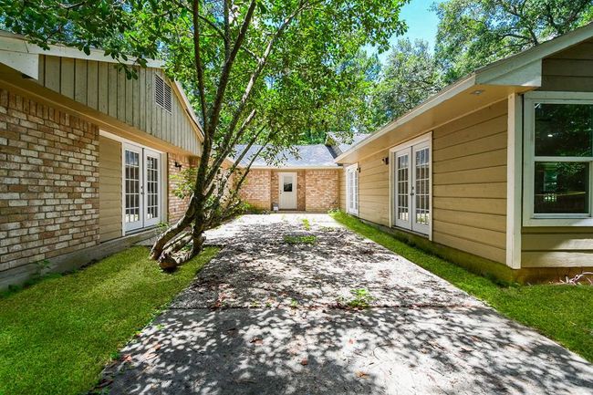81 Oak Grove Ln, Home with 4 bedrooms, 4 bathrooms and null parking in Conroe TX | Image 35