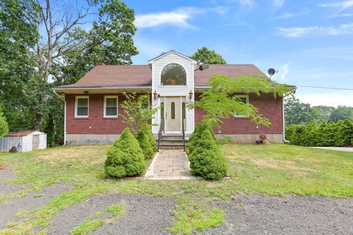 421 Strong St, East Haven, CT, 06512-1005 | Card Image