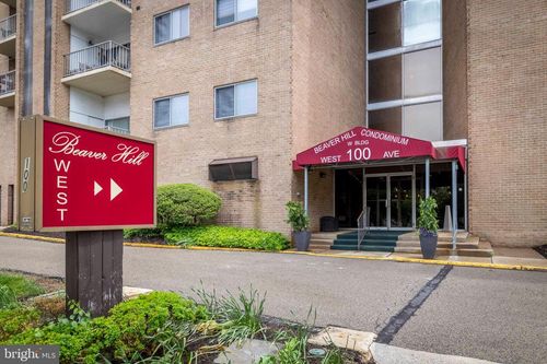309w-100 West Ave, JENKINTOWN, PA, 19046-2625 | Card Image