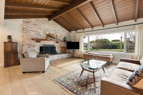 2011 Redberry Rd, North Tustin, CA, 92705-3321 | Card Image