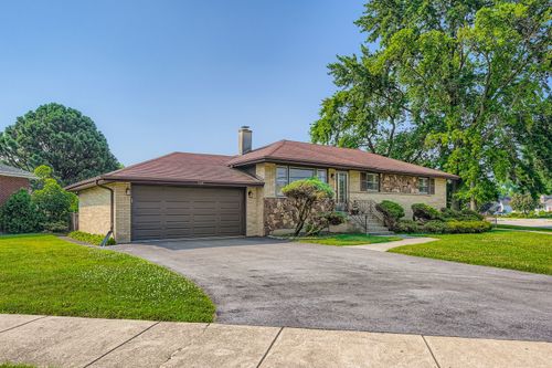 5549 W 83rd Pl, Burbank, IL, 60459-2615 | Card Image