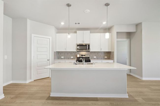 18758 Bliss Pl, House other with 3 bedrooms, 2 bathrooms and 2 parking in New Caney TX | Image 5