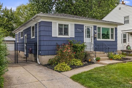 282 Fairfield Ave, Town Of Tonawanda, NY, 14223-2528 | Card Image