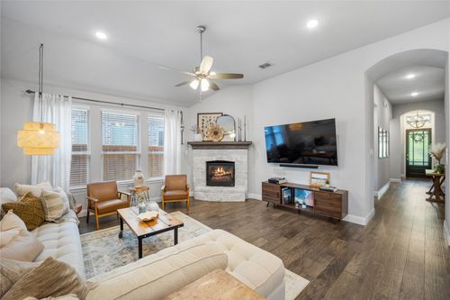 432 Gibbons Creek Trl, McKinney, TX, 75071-1688 | Card Image