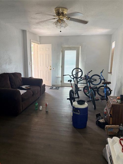 2808 N Lyons Drive, Oklahoma City, OK, 73111 | Card Image