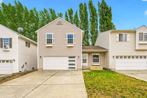 333 Nw Parr Dr, Pullman, WA, 99163-3687 | Card Image