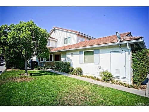 19545 Shadow Springs Way, Porter Ranch, CA, 91326-3865 | Card Image