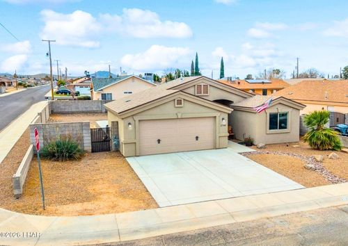 2748 Superba Ave, Kingman, AZ, 86401-5248 | Card Image