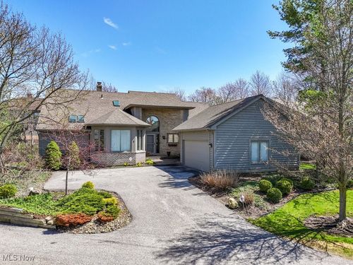 3 Salem Ct, Beachwood, OH, 44122-7538 | Card Image